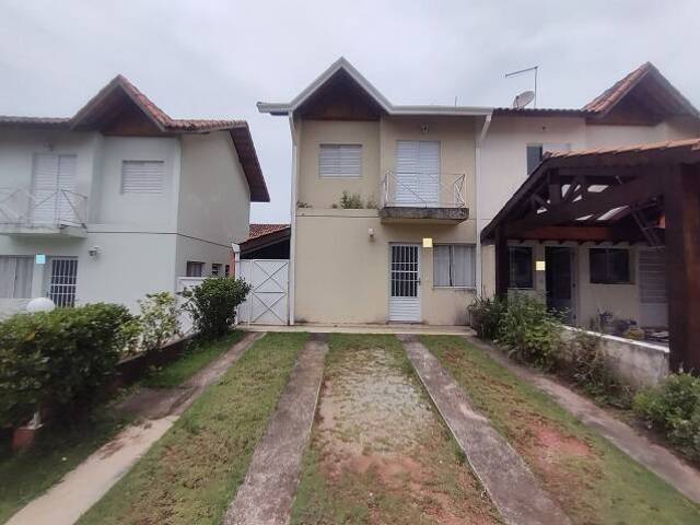 #10 - Casa para Venda em Cotia - SP - 1